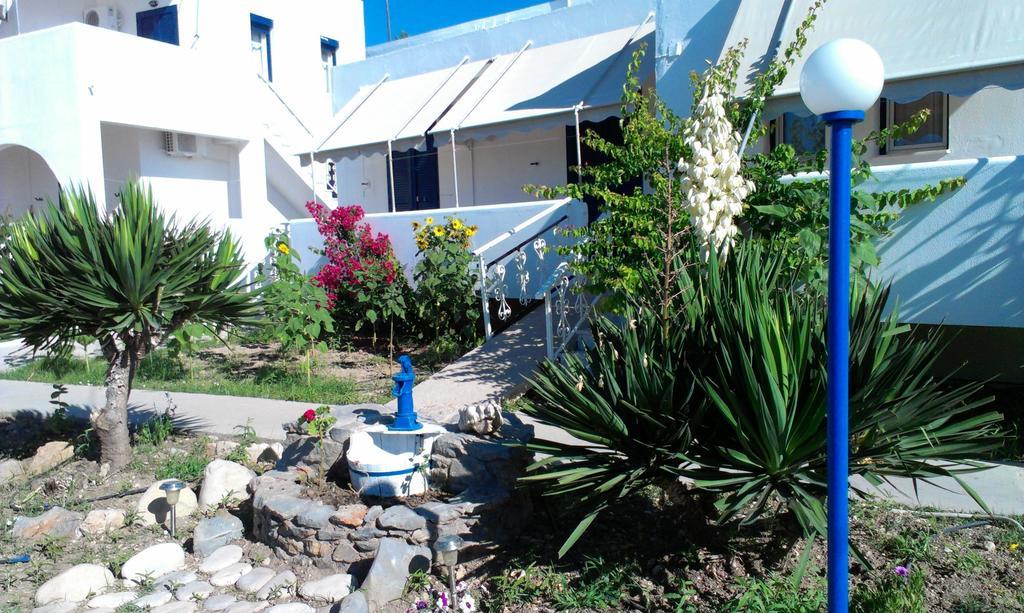 Iro Apartments Paralia Agias Foteinis Exterior foto